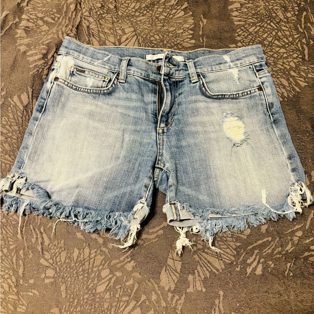 Distressed JOE shorts